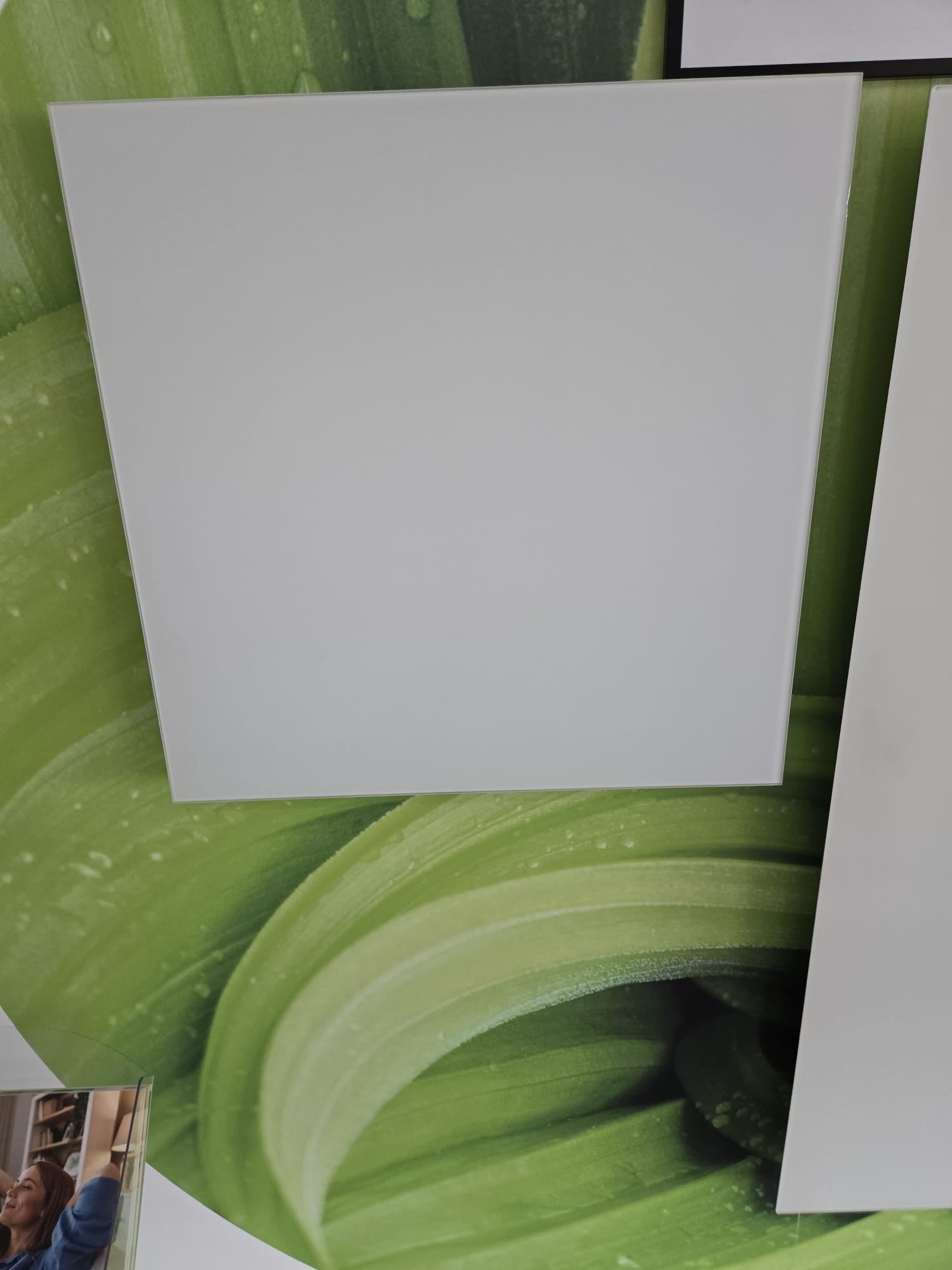 Inoovi HT 60x60 800W lange golf infraroodpaneel vooraanzicht