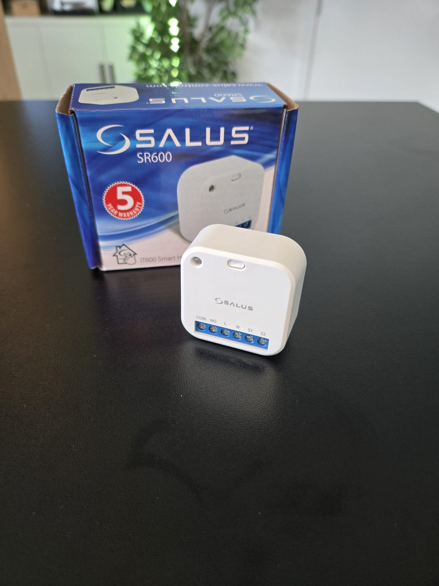 Salus SR600 compacte Zigbee ontvanger inbouw 16A voor smart home installaties - Afbeelding 3